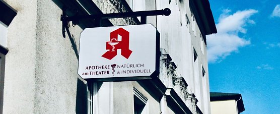 Die Apotheken geben noch bis Anfang Januar je drei FFP-2 Masken an Menschen &uuml;ber 60 kostenlos ab (Foto: agl)