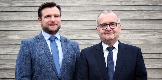 Lattmann (links), Dr. Stark (Foto: HABAU Deutschland GmbH)