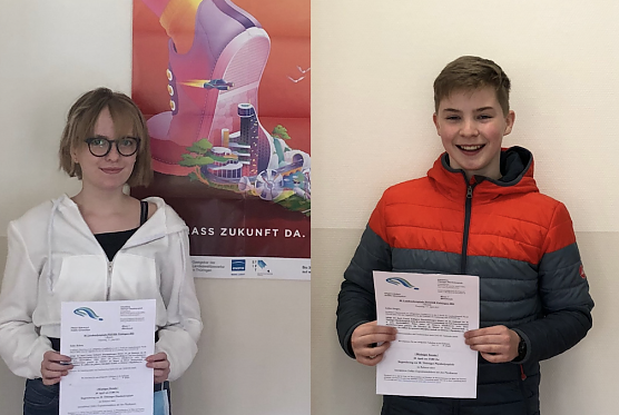 Physikasse aus Bleicherode: Helene Schewczyk und Gregor Lindner (Foto: Johannes Eichhorn ) Physikasse aus Bleicherode: Helene Schewczyk und Gregor Lindner (Foto: Johannes Eichhorn )