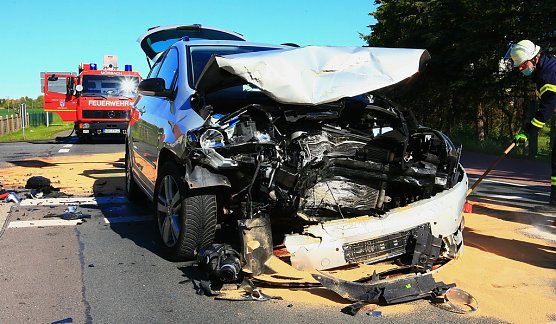 Schwerer Unfall im Landkreis Nordhausen  (Foto: S. Dietzel)