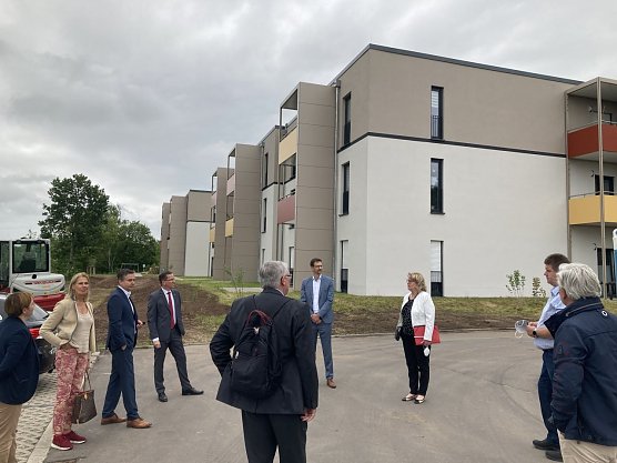 GdW-Vertreter besuchen Projekte der St&auml;dtischen Wohnungsbaugesellschaft (Foto: SWG)