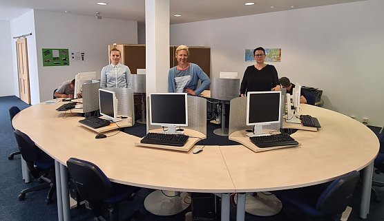 Auf dem Bild (NUV) zu sehen sind von links: Regina Pasenow, Nina J&auml;ger und Bianca Moraweck. (Foto: NUV)