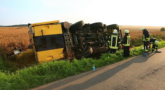Umgest&uuml;rzter Kran bei Uthleben (Foto: S.Dietzel)