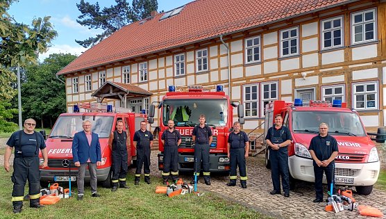 Feuerwehrausr&uuml;stung in Hohenstein wird komplettiert  (Foto: T.Evers)