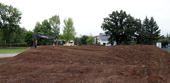 Der Berg des Insolvenzverfahrens ist mit dem heutigen Tag kleiner geworden (Foto: M. Liedke) Der Berg des Insolvenzverfahrens ist mit dem heutigen Tag kleiner geworden (Foto: M. Liedke)