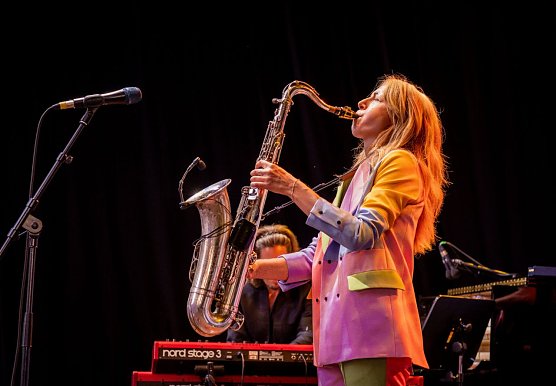 Stephanie Lottermoser und Band er&ouml;ffnen das 38. Jazzfest in der Blasii-Kirche (Foto: Jazzclub Nordhausen)
