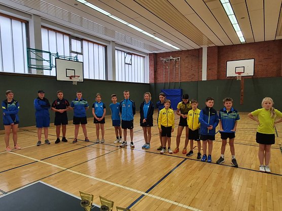 Der Weg zu den Bezirksmeisterschaften ist nun für die jungen Tischtennisspieler frei (Foto: NSV) Der Weg zu den Bezirksmeisterschaften ist nun für die jungen Tischtennisspieler frei (Foto: NSV)