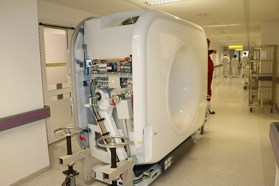 Das S&uuml;dharz-Klinikum hat zwei neue Computer-Tomographen der neuesten Generation erhalten (Foto: S&uuml;dharz-Klinikum)