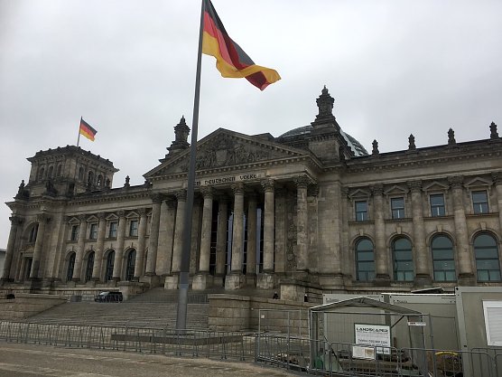 Der Berliner Reichstag stand oft im Fokus der Januar-Berichterstattung (Foto: nnz-Archiv) Der Berliner Reichstag stand oft im Fokus der Januar-Berichterstattung (Foto: nnz-Archiv)