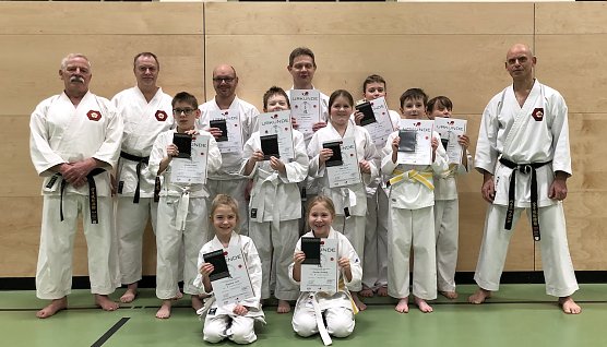 Gelungener Jahresabschluss f&uuml;r Nordh&auml;user Karateka (Foto: S.Schr&ouml;ter)