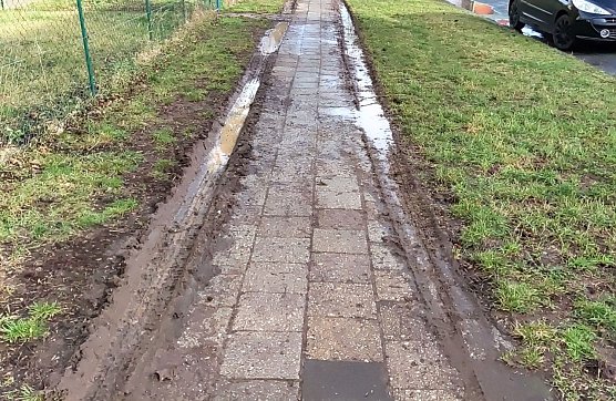 Spezialfahrspur des Winterdienstes (Foto: A.Adlerauge)