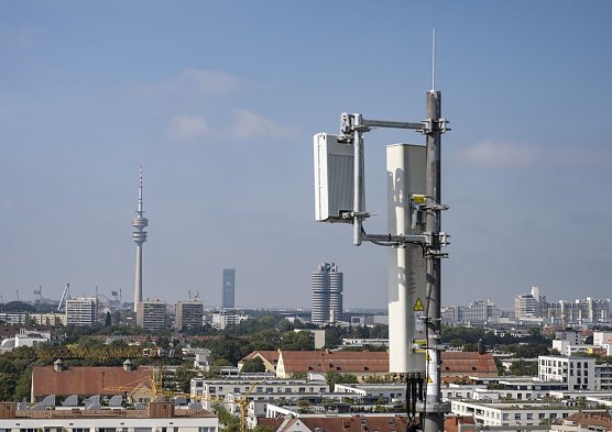 5G-Turm in M&uuml;nchen (Foto: 02 Telefonica)