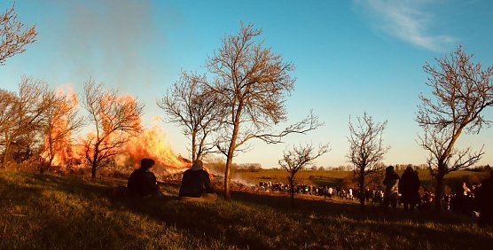 Osterfeuer bei Krimderode (Foto: agl)