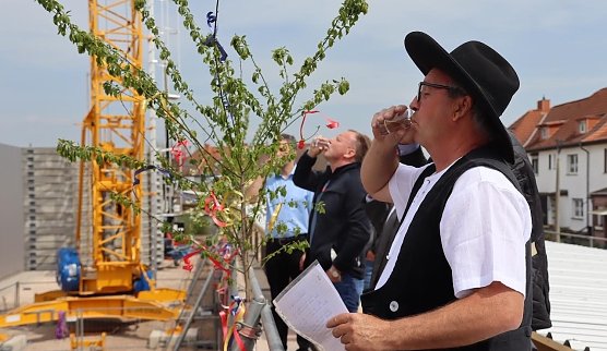 Richtfest f&uuml;r den neuen Bauhof (Foto: Stadtverwaltung Nordhausen)