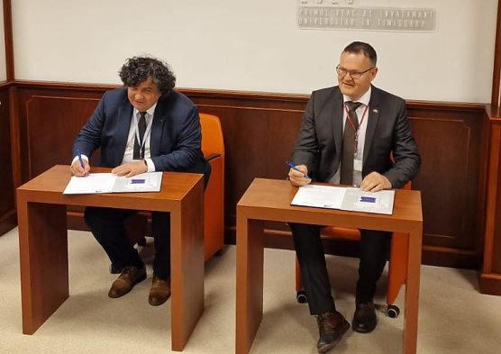 Unterzeichnung des Memorandum of Understanding mit der Technischen Universit&auml;t Temeshvar (Foto: privat)