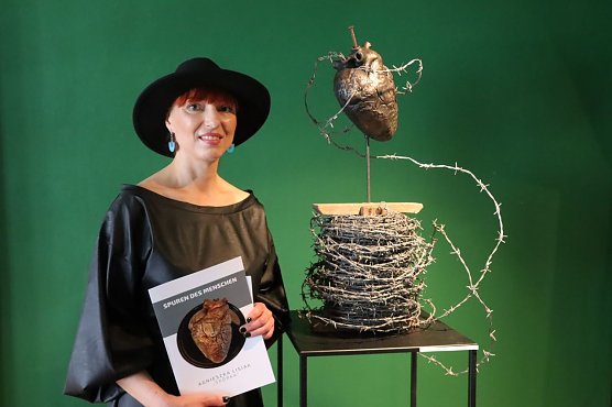 Die Ausstellung "Menschliche Spuren" der K&uuml;nstlerin Agnieszka Lisiak ist noch ein paar Tage l&auml;nger zu sehen (Foto: Stadtverwaltung Nordhausen)