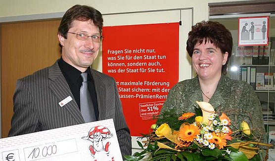 Glückliche Gewinnerin (Foto: KSK) Glückliche Gewinnerin (Foto: KSK)