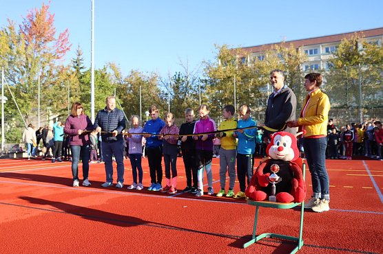Er&ouml;ffnung des Sportplatzes in Nordhausen Ost (Foto: Stadtverwaltung Nordhausen)