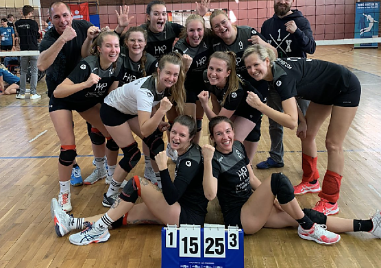 Fr&ouml;hliche Derbysiegerinnen aus Bleicherode (Foto: Andre Kretzschmar)