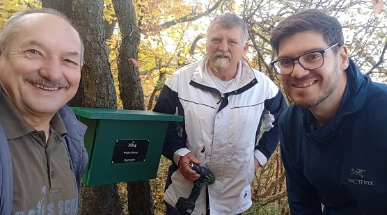 Der Kasten ist angebracht. Es kann gestempelt werden (Foto: G.Zeitler)