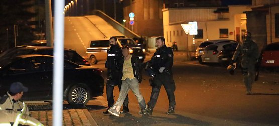 Der polizeibekannte Anwohner der Bruno-Kuntze-Stra&szlig;e konnte in Gewahrsam genommen werden (Foto: S. Dietzel)