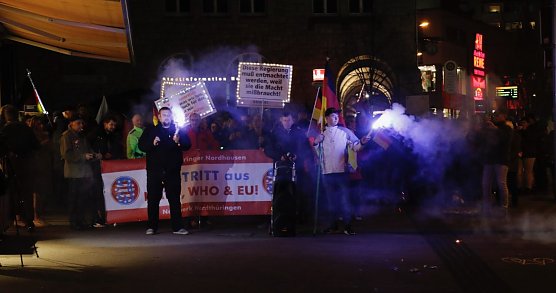 Montagsdemonstration in Nordhausen am 14. November (Foto: agl) Montagsdemonstration in Nordhausen am 14. November (Foto: agl)