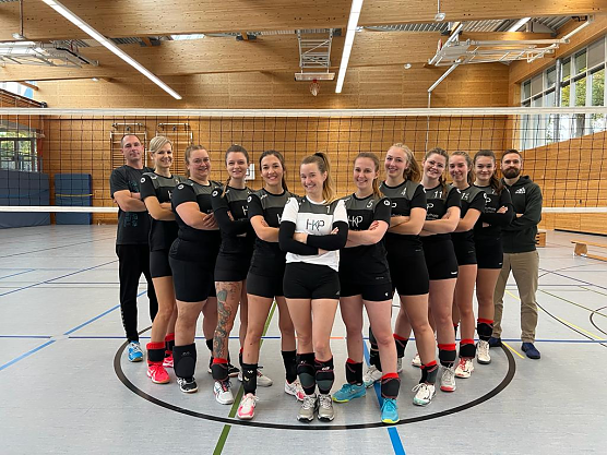 Bleicherodes Volleyballerinen freuen sich auf ein Heimdoppel (Foto: Andre Kretzschmar) Bleicherodes Volleyballerinen freuen sich auf ein Heimdoppel (Foto: Andre Kretzschmar)