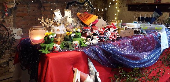 Am Sonntag ist Weihnachtsmarkt in Kehmstedt (Foto: Eva-Maria Ostwald) Am Sonntag ist Weihnachtsmarkt in Kehmstedt (Foto: Eva-Maria Ostwald)