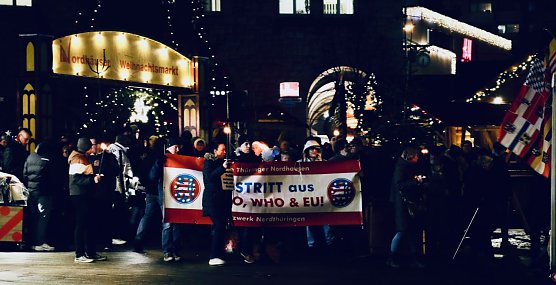 Montagsdemonstration in Nordhausen am 05. Dezember (Foto: agl) Montagsdemonstration in Nordhausen am 05. Dezember (Foto: agl)