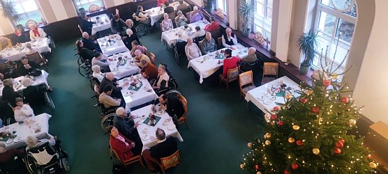 Weihnachten in der Ilfelder Neanderklinik (Foto: Neanderklinik Harzwald GmbH)