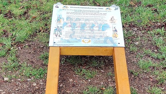 Immer noch umgelegtes Schild (Foto: P.Blei) Immer noch umgelegtes Schild (Foto: P.Blei)