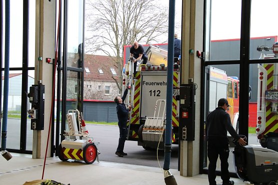 Mitte M&auml;rz ist die Berufsfeuerwehr eingezogen und ist laut Feuerwehrchef Schnik&ouml;th nahezu wunschlos gl&uuml;cklich (Foto: agl)