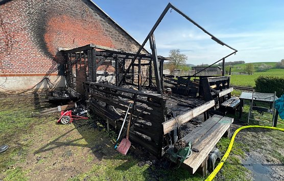 Brand in Niedersachswerefen (Foto: S.Dietzel) Brand in Niedersachswerefen (Foto: S.Dietzel)