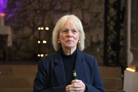 Chefärztin Dr. Heike Hinz erläuterte das Phänomen Co-Abhängigkeit (Foto: agl) Chefärztin Dr. Heike Hinz erläuterte das Phänomen Co-Abhängigkeit (Foto: agl)