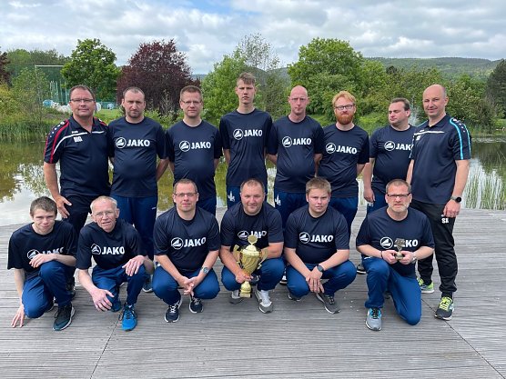 Die Mannschaft der Lebenshilfe kommt als frisch gebackene Th&uuml;ringenmeister nach Hause (Foto: Nordth&uuml;ringer Lebenshilfe)