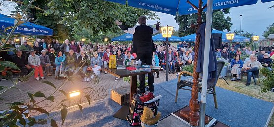 Uwe Steimle zu Gast in der "Sch&ouml;nen Aussicht" (Foto: nnz)