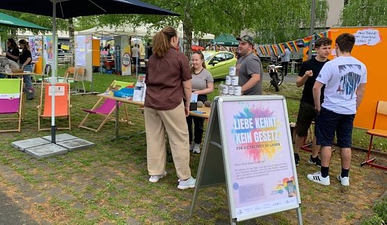 Infostand des KiJuPas am Tag der offenen T&uuml;r in der Hochschule Nordhausen (Foto: KiJuPa)