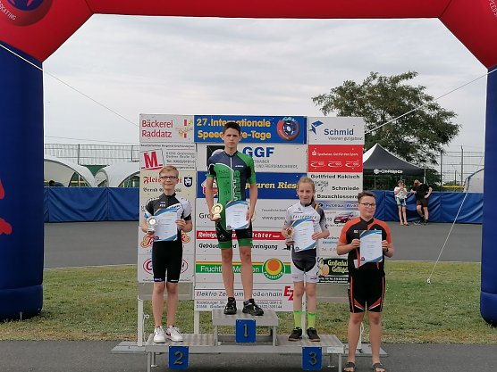 Lukas Krebs konnte sich klar gegen die Konkurrenz durchsetzen (Foto: Jens-Uwe Krebs) Lukas Krebs konnte sich klar gegen die Konkurrenz durchsetzen (Foto: Jens-Uwe Krebs)