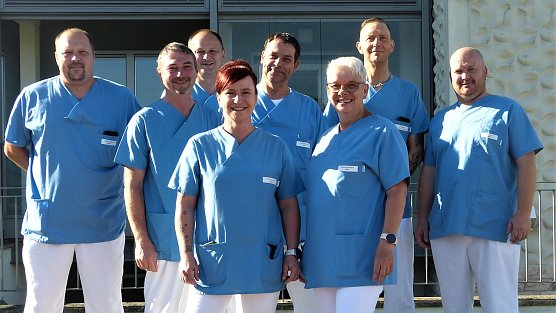 Die Patiententransportmitarbeiter des S&uuml;dharz Klinikums (Foto: SHK)