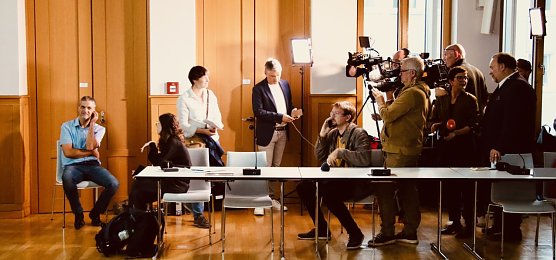 Medienrummel im Nordh&auml;user Ratssaal (Foto: agl)