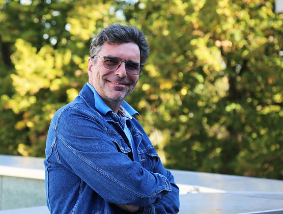 Thomas Kohl muss in der "Nachtigall" ausnahmsweise einmal nicht singen (Foto: Theater Nordhausen) Thomas Kohl muss in der "Nachtigall" ausnahmsweise einmal nicht singen (Foto: Theater Nordhausen)