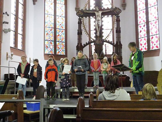 Kindersingwoche startet im Ilfelder Pfarrhaus (Foto: Christine Heimrich)
