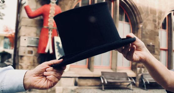 Der Zylinder wird weiter gereicht - die Rolandgruppe hat wieder einen "Zwanziger" (Foto: agl)