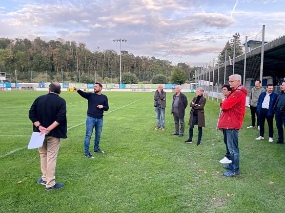 Die Lions und die Rotarier zu Gast im AKS (Foto: Michael Liedtke)