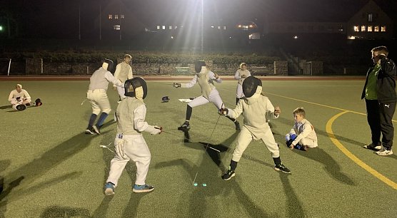 Abendliche &Uuml;bungseinheit auf Kunstrasen (Foto: S.Nikoleizig)