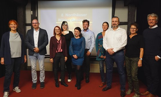 Von links: Silke Staubitz, Marcel Barth, Anika Ziegler, Maria Decker, Juliana Malich, Ansgar Malich, Andrea Strietzel, Helge Maday, Sabine Schr&ouml;der und Daniel Klajner. Nicht mit im Bild Thomas M&uuml;ller und J&uuml;rgen Rennebach (Foto: nnz)
