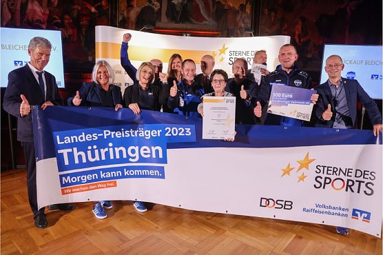 Der SV Gl&uuml;ckauf Bleicherode wurde mit dem F&ouml;rderpreis als Stern des Sports ausgezeichnet (Foto: Nordth&uuml;ringer Volksbank eG)