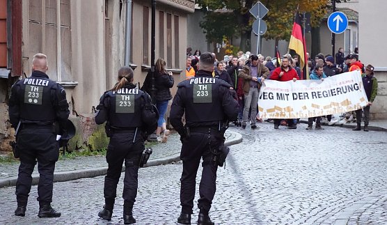 Demo durch Bleicherode wurde von der Polizei begleitet (Foto: nnz)