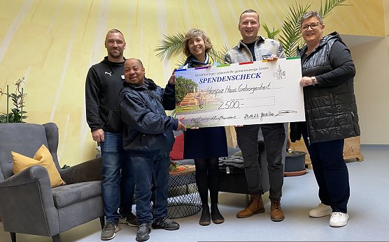 Spenden&uuml;bergae im "Haus Geborgenheit" (Foto: NTL)