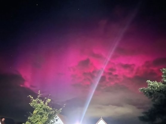 Polarlicht &uuml;ber Nordth&uuml;ringen (Foto: Christopher Nei&szlig;e/Silvio Dietzel)